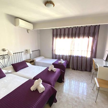 Hostal El Castillo อาเรนัส เด ซานเปโดร ภายนอก รูปภาพ