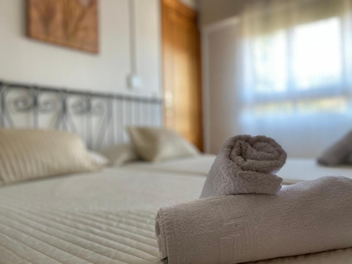 Hostal El Castillo อาเรนัส เด ซานเปโดร ภายนอก รูปภาพ